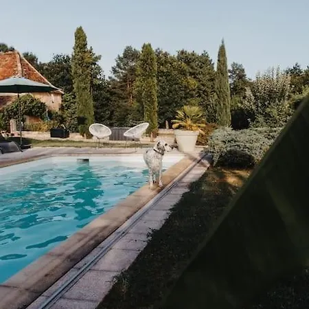 Gite En Pierre Independant Avec Acces Piscine Hébergement de vacances