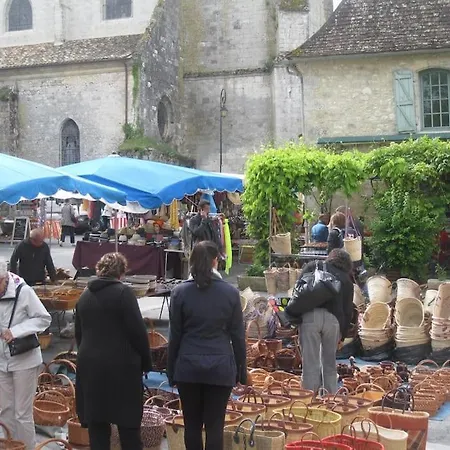 Gite En Pierre Independant Avec Acces Piscine Hébergement de vacances Saint-Sauveur (Dordogne)