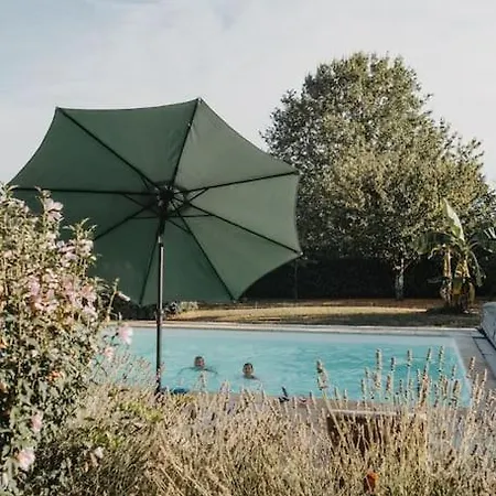 Gite En Pierre Independant Avec Acces Piscine Hébergement de vacances
